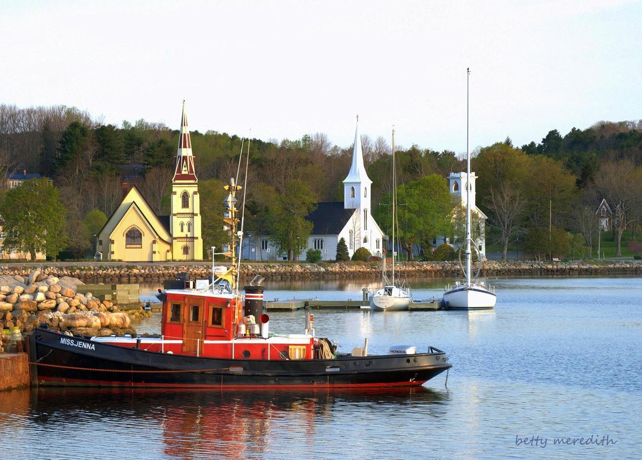 Mahone Bay Beach House エクステリア 写真